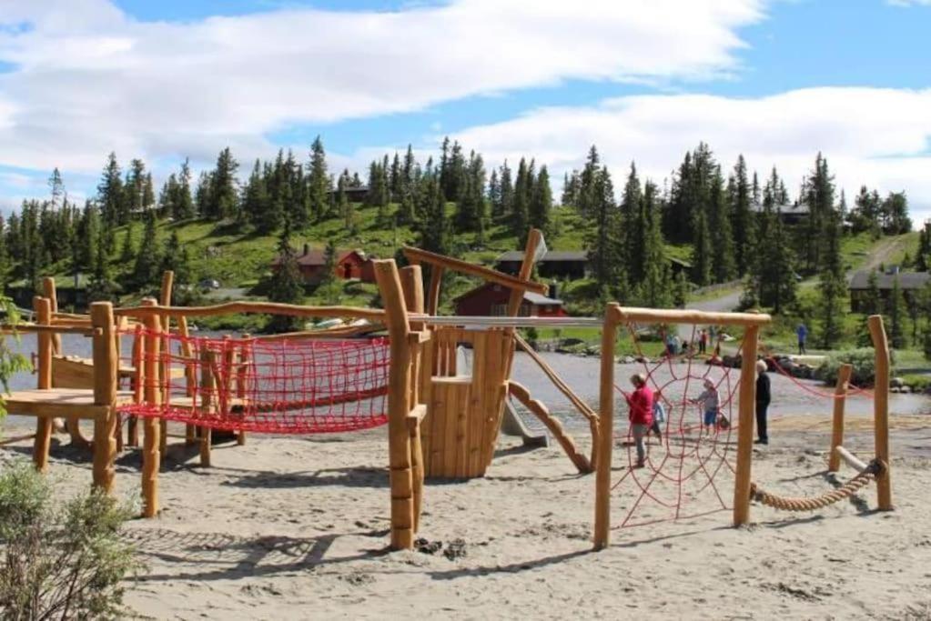 Leilighet Med Panoramautsikt Sjusjoen Innendors Parkering 외부 사진