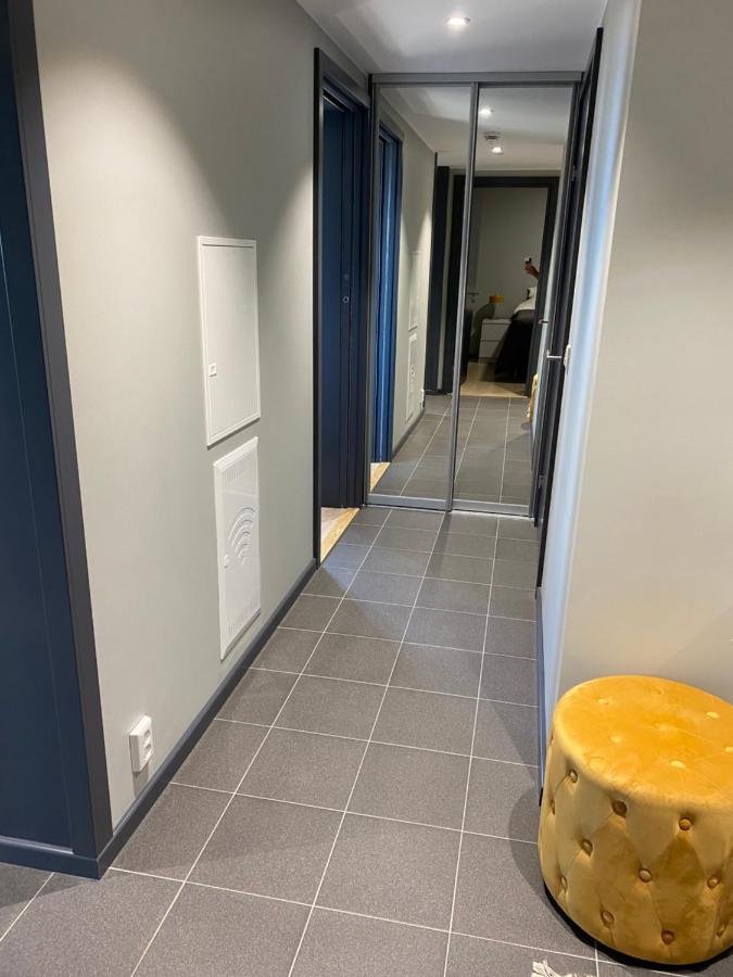 Leilighet Med Panoramautsikt Sjusjoen Innendors Parkering 외부 사진
